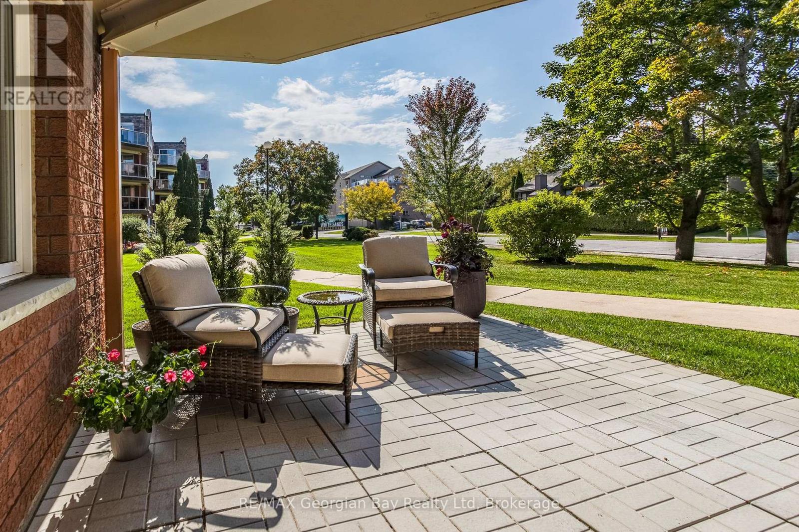 102 - 11 Beck Boulevard, Penetanguishene, Ontario  L9M 2G1 - Photo 3 - S13809306