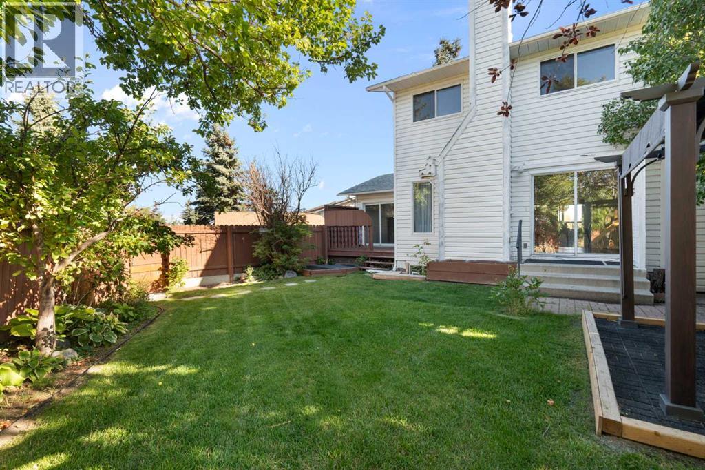 44 Beddington Crescent NE