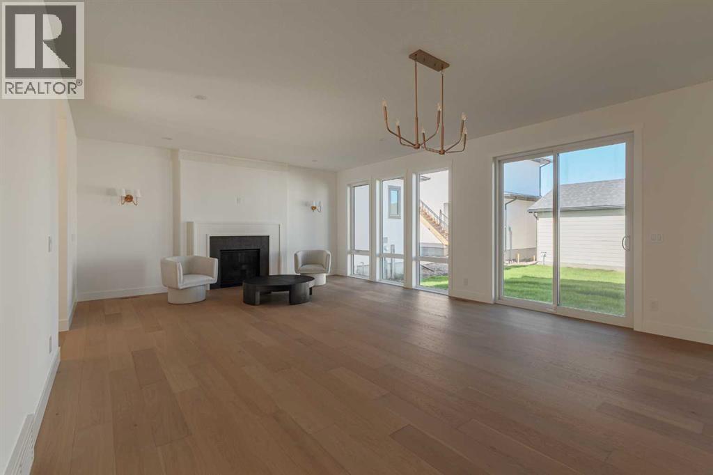 119 Greenwich Heath NW, Calgary, Alberta  T3B 5P1 - Photo 12 - A2346216