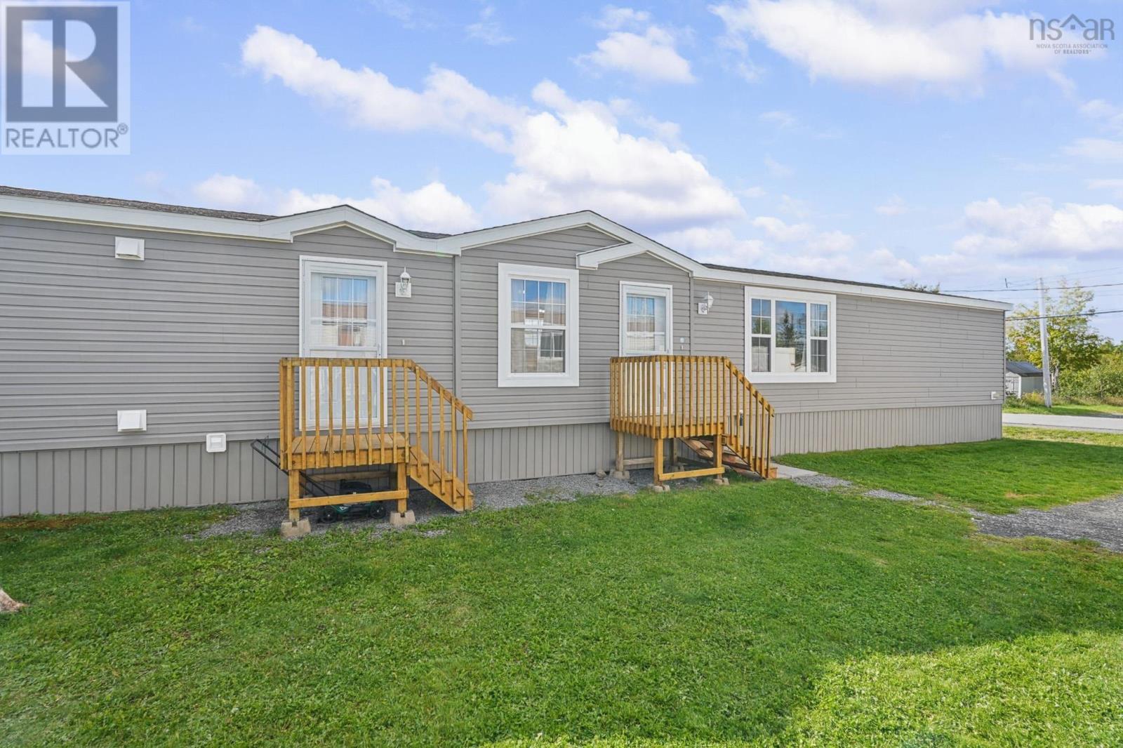 32 Davis Drive, South Uniacke, Nova Scotia  B0N 1Z0 - Photo 2 - 202623931