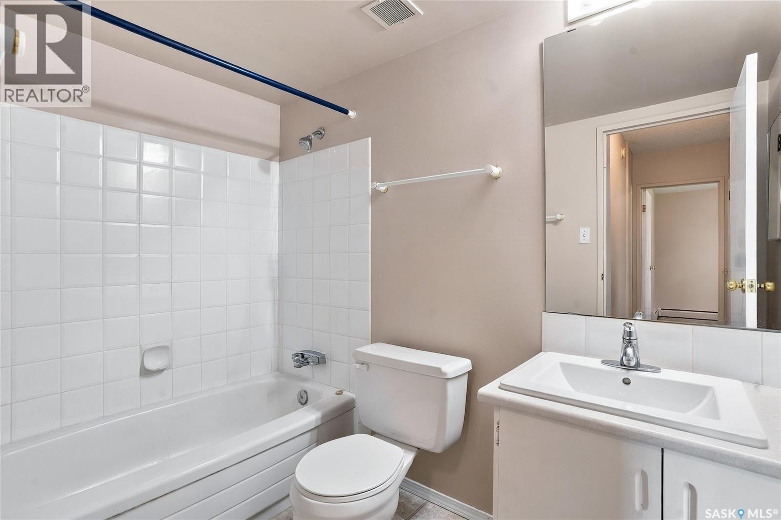 301 143 St Lawrence Court, Saskatoon, Saskatchewan  S7K 4H3 - Photo 24 - SK049009