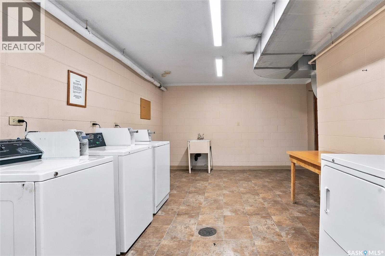 301 143 St Lawrence Court, Saskatoon, Saskatchewan  S7K 4H3 - Photo 27 - SK049009