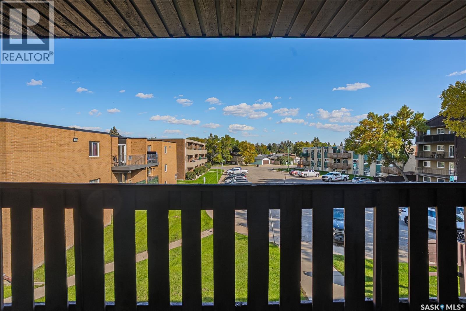 301 143 St Lawrence Court, Saskatoon, Saskatchewan  S7K 4H3 - Photo 8 - SK049009
