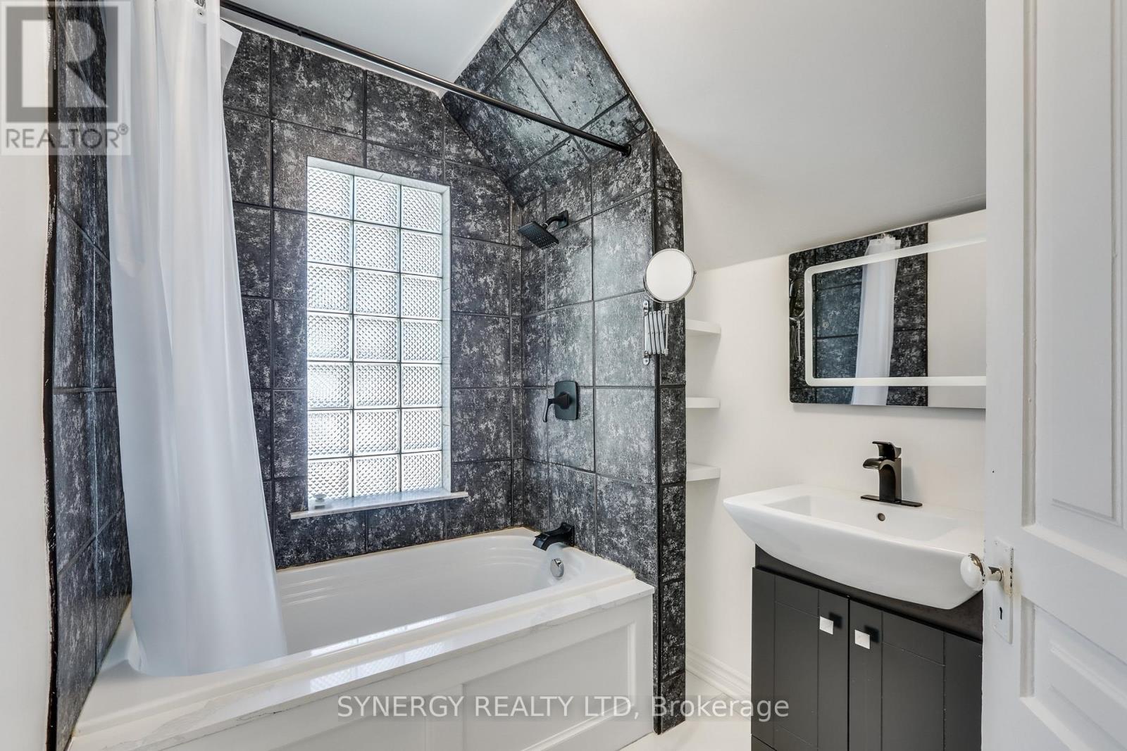 2 Erie Avenue, London South, Ontario  N6J 1J1 - Photo 35 - X13809634