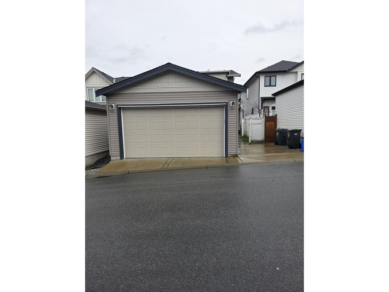 7477 197 Street, Langley, British Columbia  V2Y 3R6 - Photo 35 - R3167102