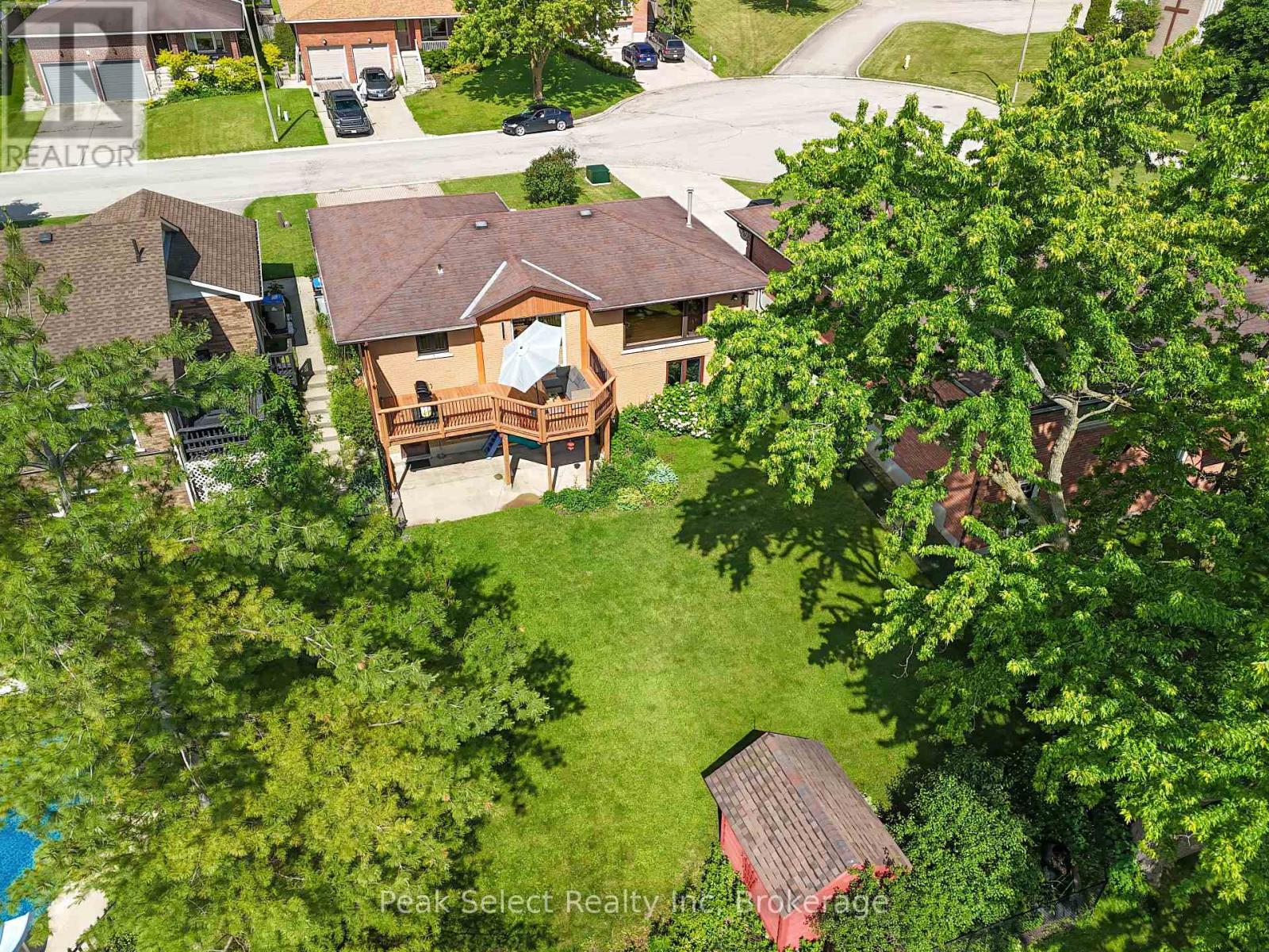 7 Hillside Court, St. Marys, Ontario  N4X 1C3 - Photo 3 - X13493242
