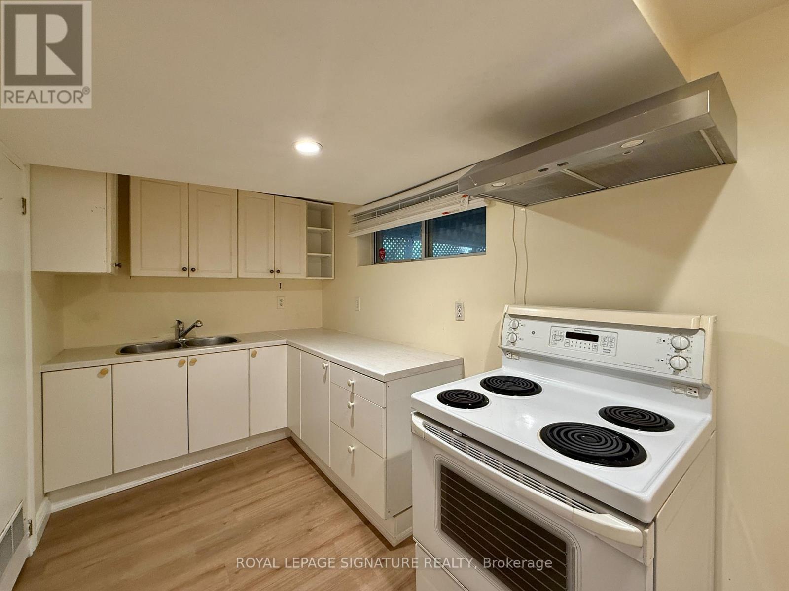 4 Wantanopa Crescent, Toronto, Ontario  M1H 2B3 - Photo 34 - E13806270