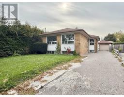 4 WANTANOPA CRESCENT, Toronto, Ontario