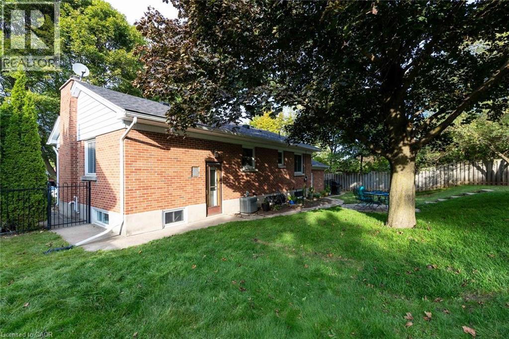 17 Orchard Crescent, Guelph, Ontario  N1E 1W9 - Photo 34 - 40865168