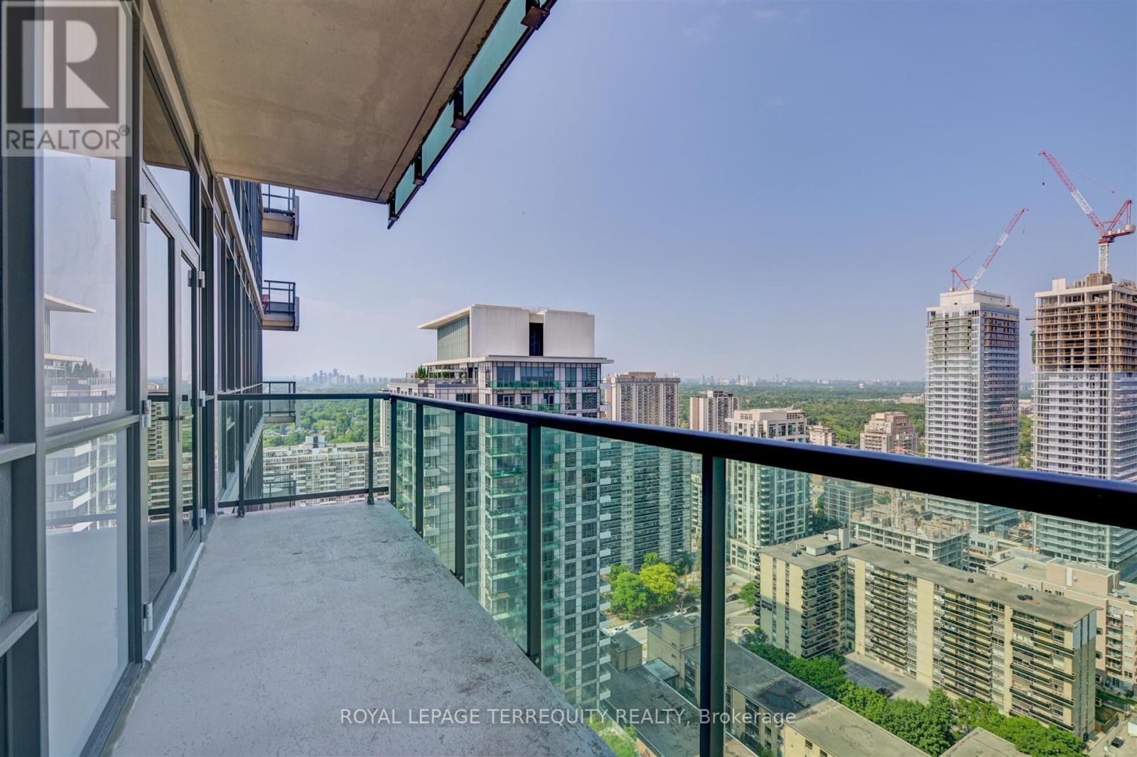 2521 - 70 Roehampton Avenue, Toronto, Ontario  M4P 1R2 - Photo 15 - C13809630