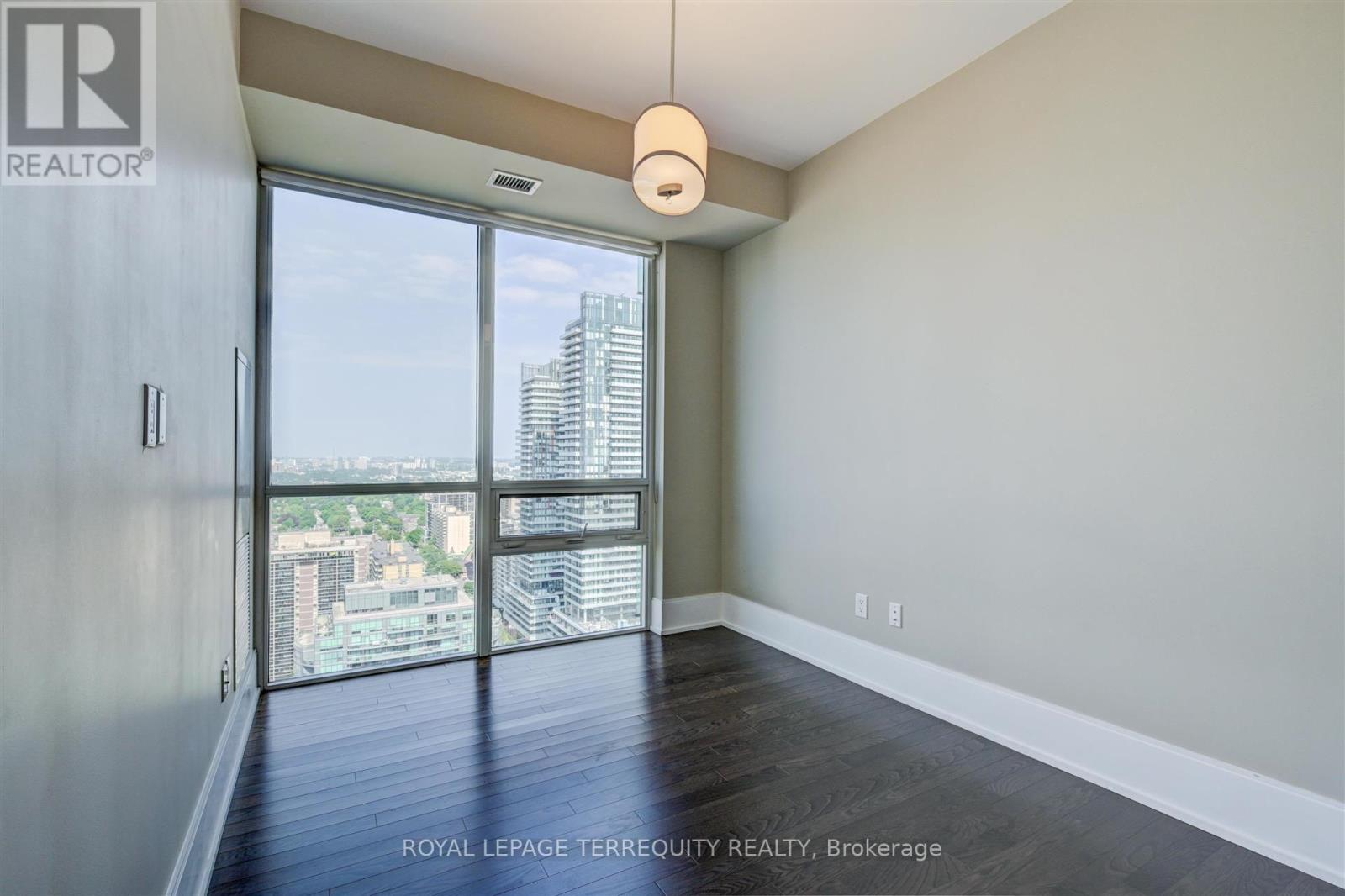 2521 - 70 Roehampton Avenue, Toronto, Ontario  M4P 1R2 - Photo 16 - C13809630