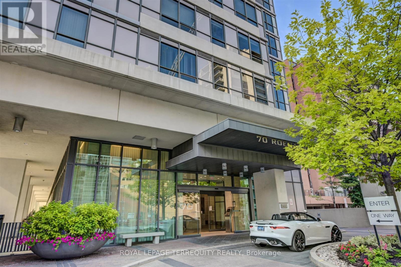 2521 - 70 Roehampton Avenue, Toronto, Ontario  M4P 1R2 - Photo 28 - C13809630
