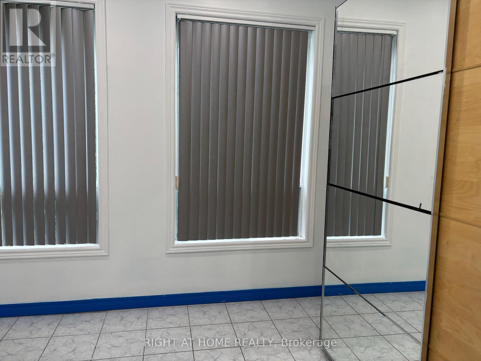 Unit 1 - 389 Spadina Avenue, Toronto, Ontario  M5T 2G6 - Photo 7 - C13809654
