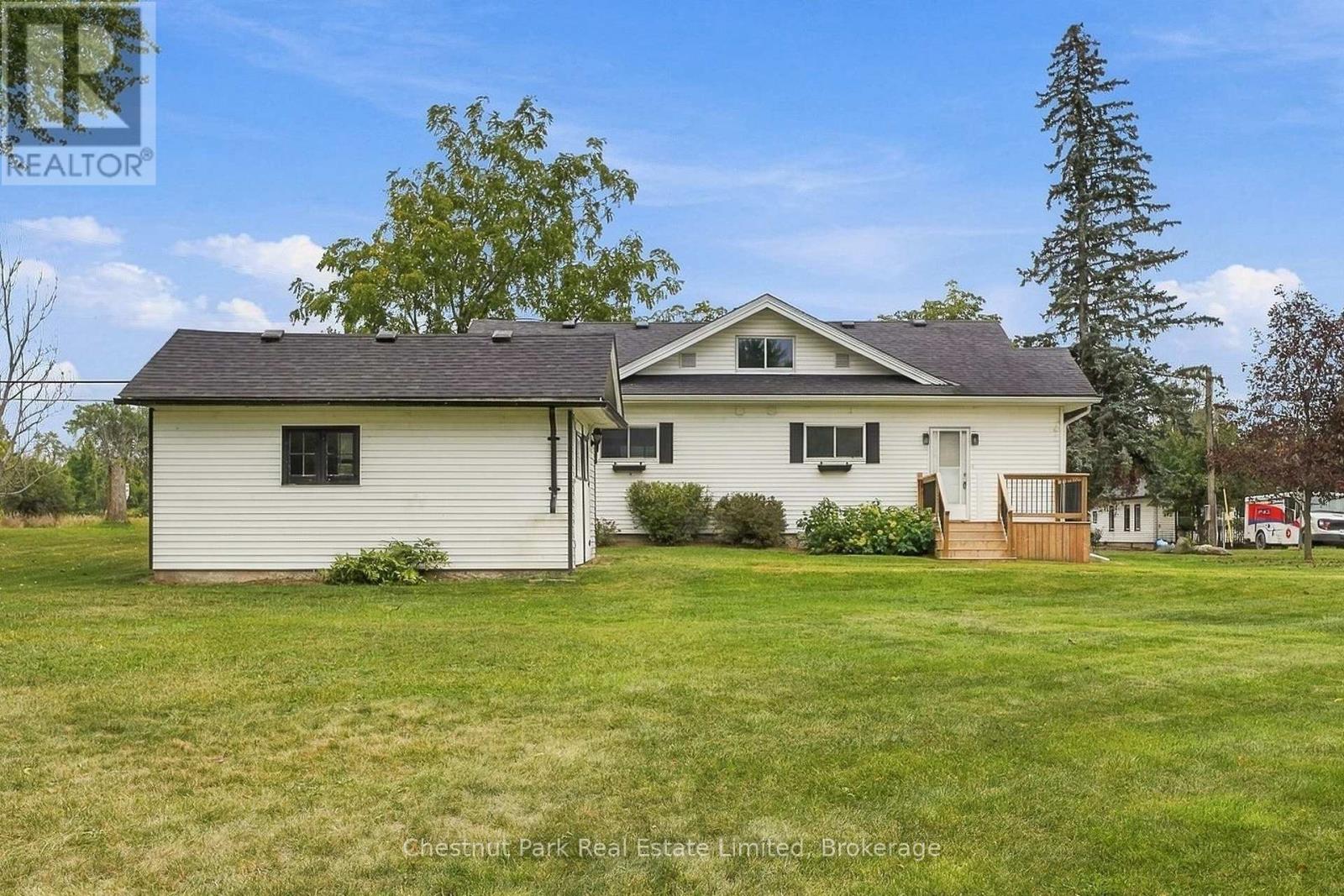 10 Northport Street, Prince Edward County, Ontario  K0K 2T0 - Photo 3 - X13809598