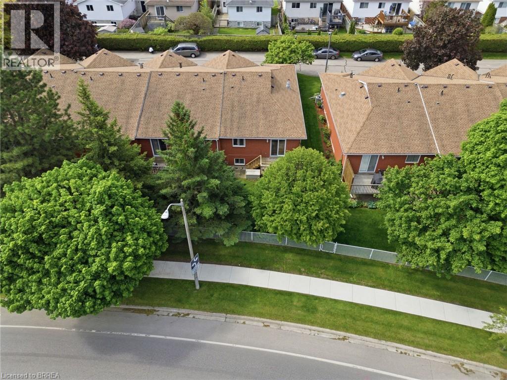 1 Buchanan Crescent Unit# 10, Brantford, Ontario  N3P 2B2 - Photo 29 - 40863457