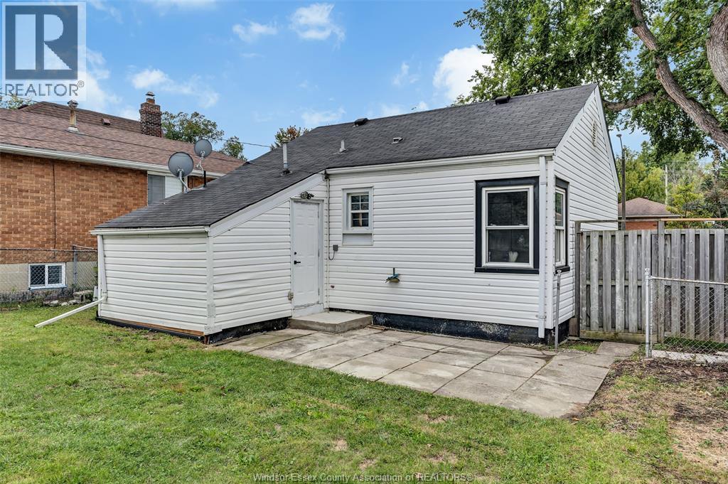 1310 Janette, Windsor, Ontario  N8X 1Y6 - Photo 4 - 26023106