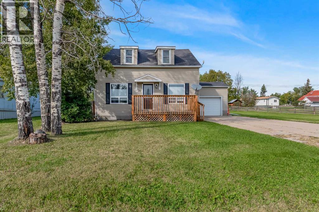 37, 72127 Range Road 11 photo 1