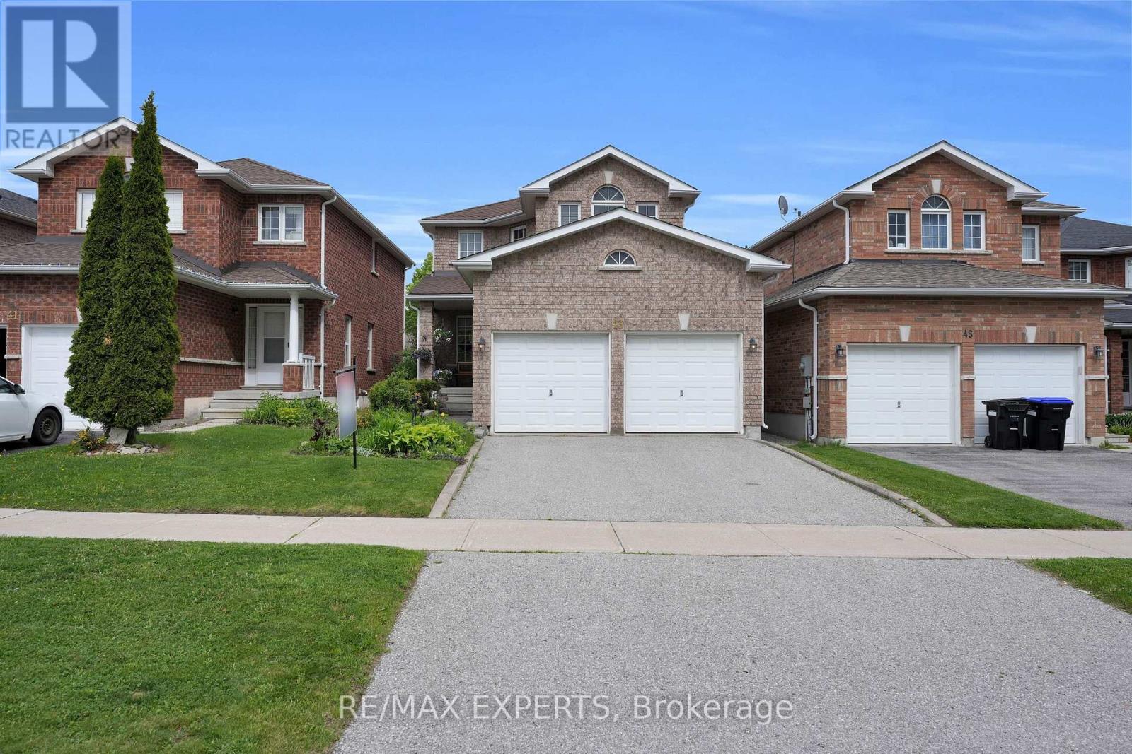 43 Buchanan Drive, New Tecumseth, Ontario  L9R 0A2 - Photo 2 - N13809582
