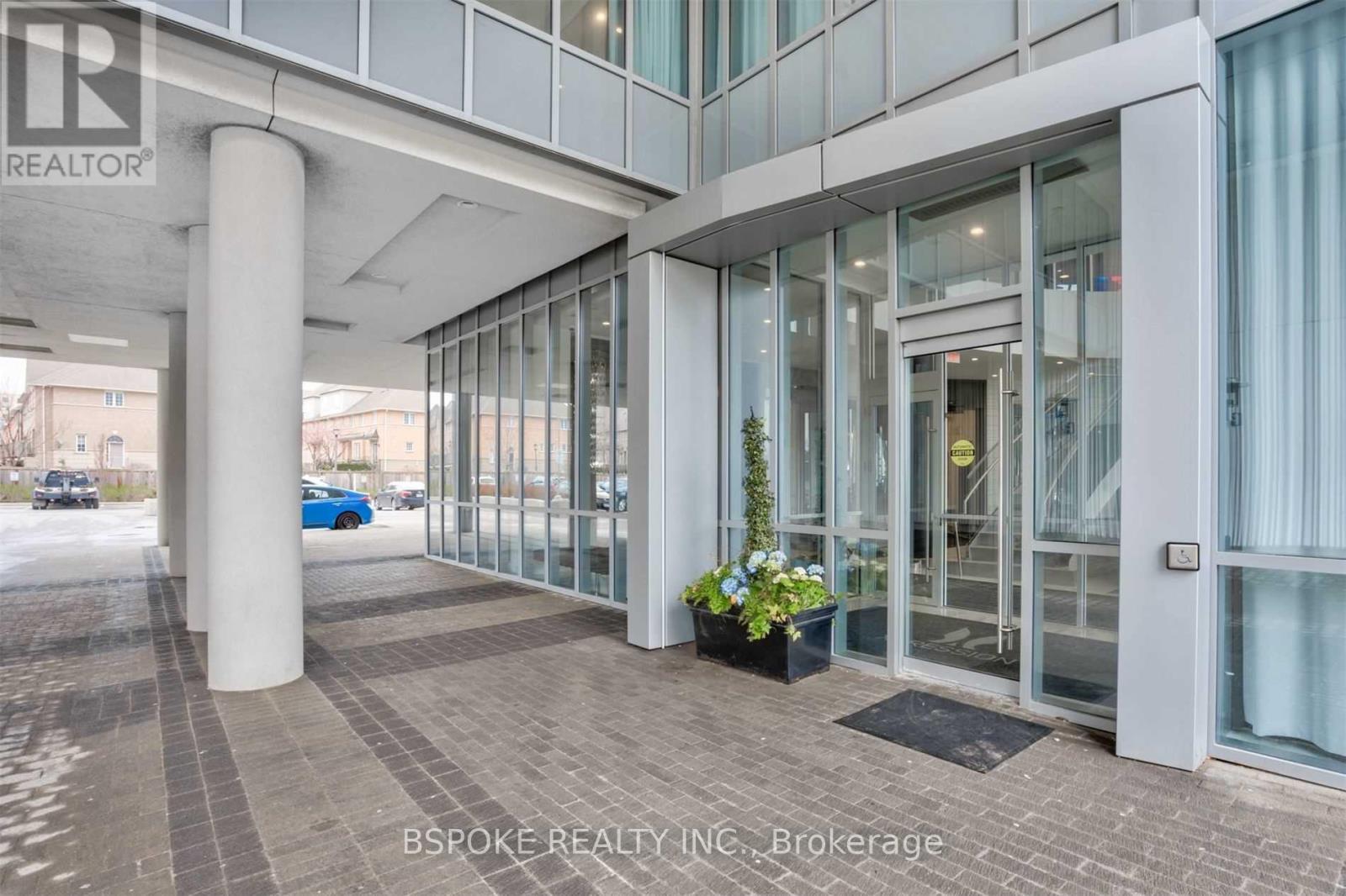 Lph01 - 9471 Yonge Street, Richmond Hill (Observatory), Ontario  L4C 1V4 - Photo 2 - N13809614