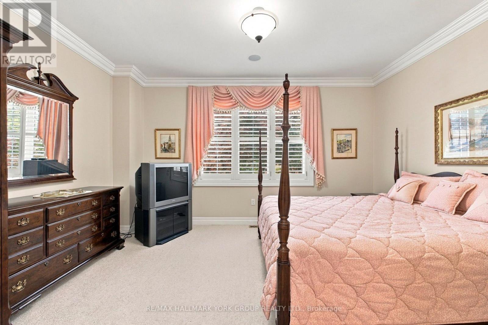 422 Falconwood Hollow, Aurora, Ontario  L4G 7M1 - Photo 22 - N13809648