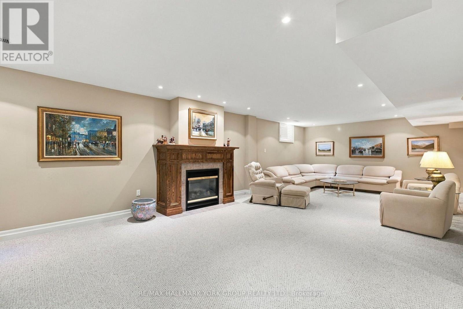 422 Falconwood Hollow, Aurora, Ontario  L4G 7M1 - Photo 33 - N13809648