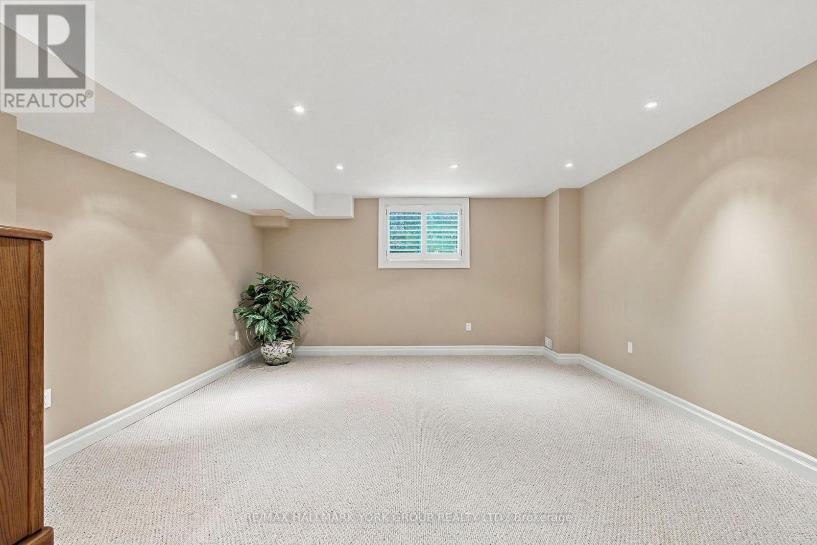 422 Falconwood Hollow, Aurora, Ontario  L4G 7M1 - Photo 39 - N13809648