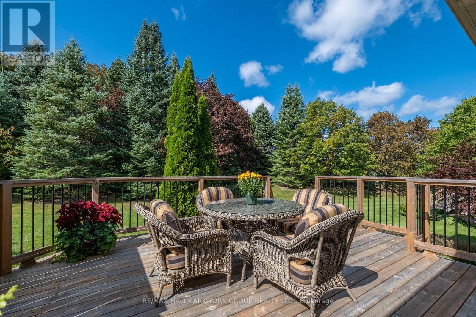 422 Falconwood Hollow, Aurora, Ontario  L4G 7M1 - Photo 41 - N13809648