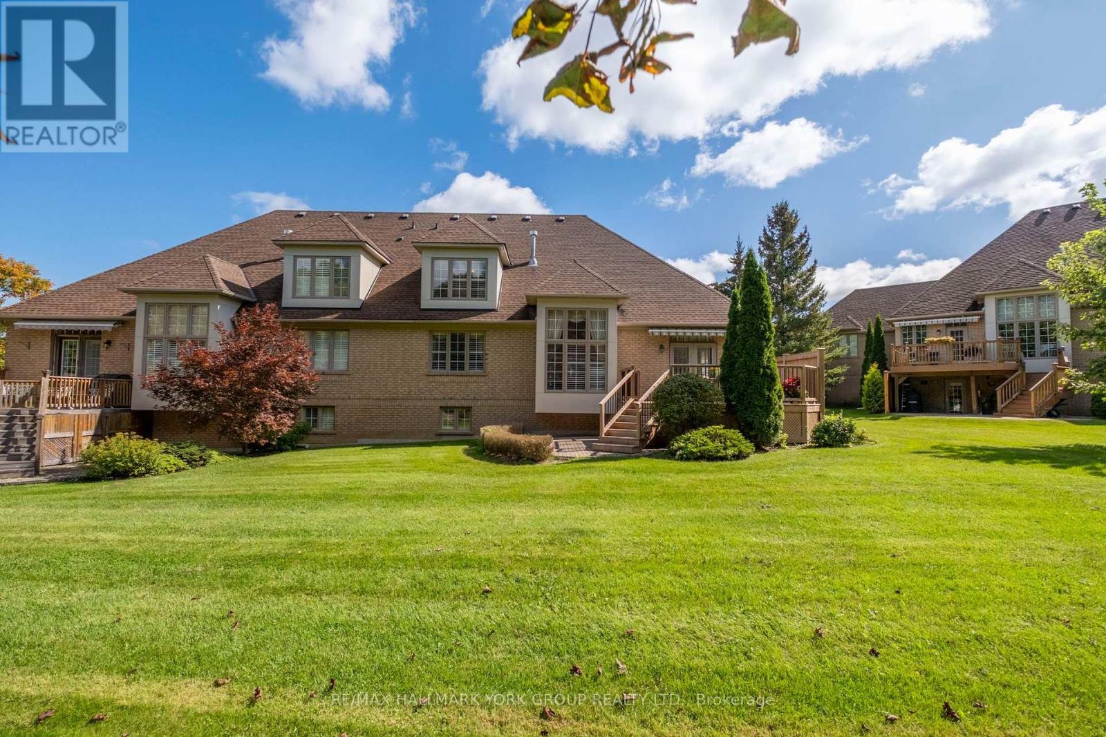 422 Falconwood Hollow, Aurora, Ontario  L4G 7M1 - Photo 45 - N13809648