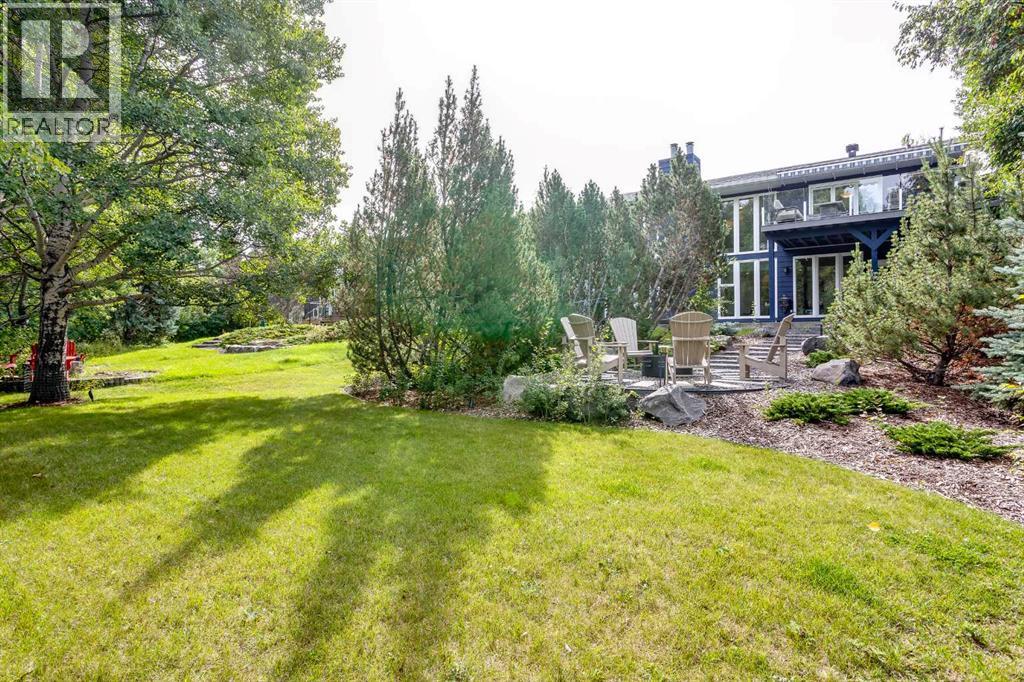 32 Bow Village Crescent NW, Calgary, Alberta  T3B 4X2 - Photo 37 - A2345106