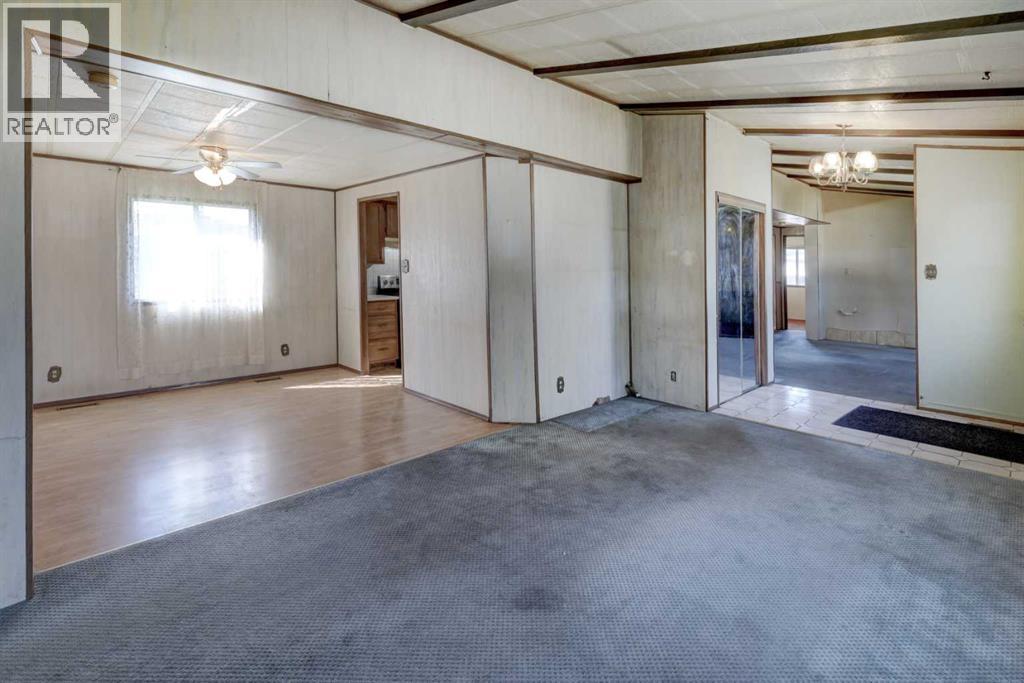 61 Huntstrom Drive NE, Calgary, Alberta  T2K 5V5 - Photo 10 - A2345587