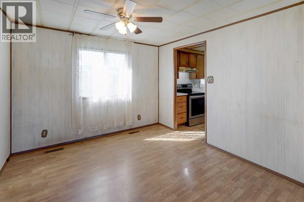61 Huntstrom Drive NE, Calgary, Alberta  T2K 5V5 - Photo 12 - A2345587