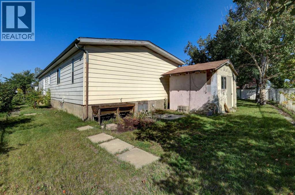 61 Huntstrom Drive NE, Calgary, Alberta  T2K 5V5 - Photo 32 - A2345587