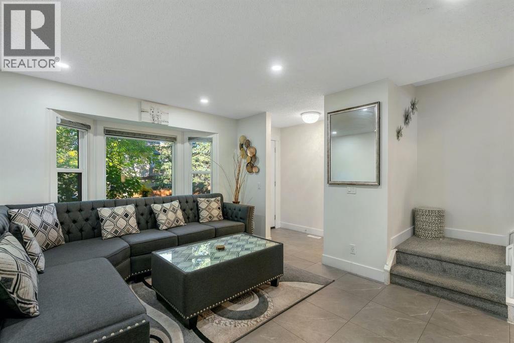 17 Falshire Terrace NE