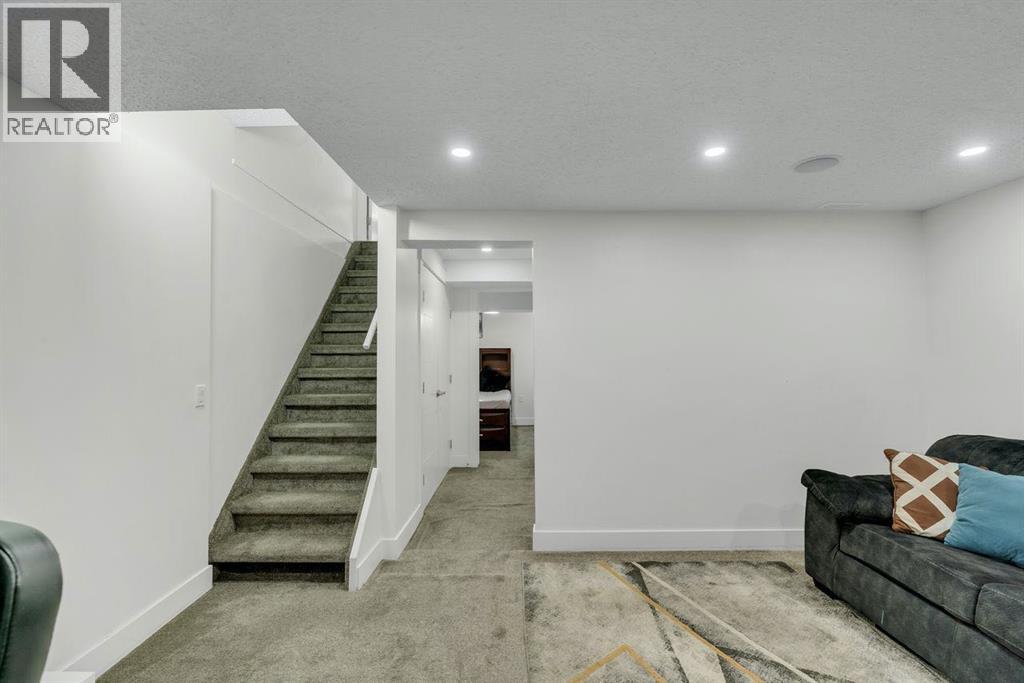 17 Falshire Terrace NE