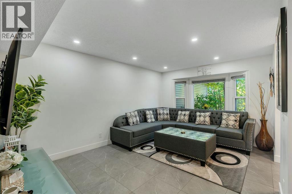 17 Falshire Terrace NE