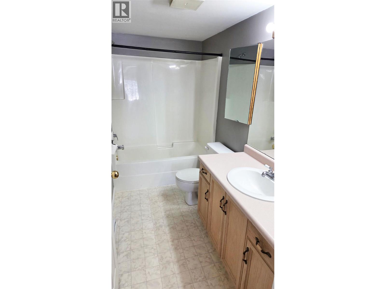 255 Aurora Crescent Unit# 204, Kelowna, British Columbia  V1X 7L8 - Photo 9 - 10401145