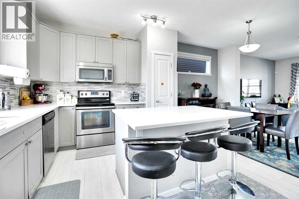 215 Savanna Parade NE, Calgary, Alberta  T3J 0W1 - Photo 14 - A2346778