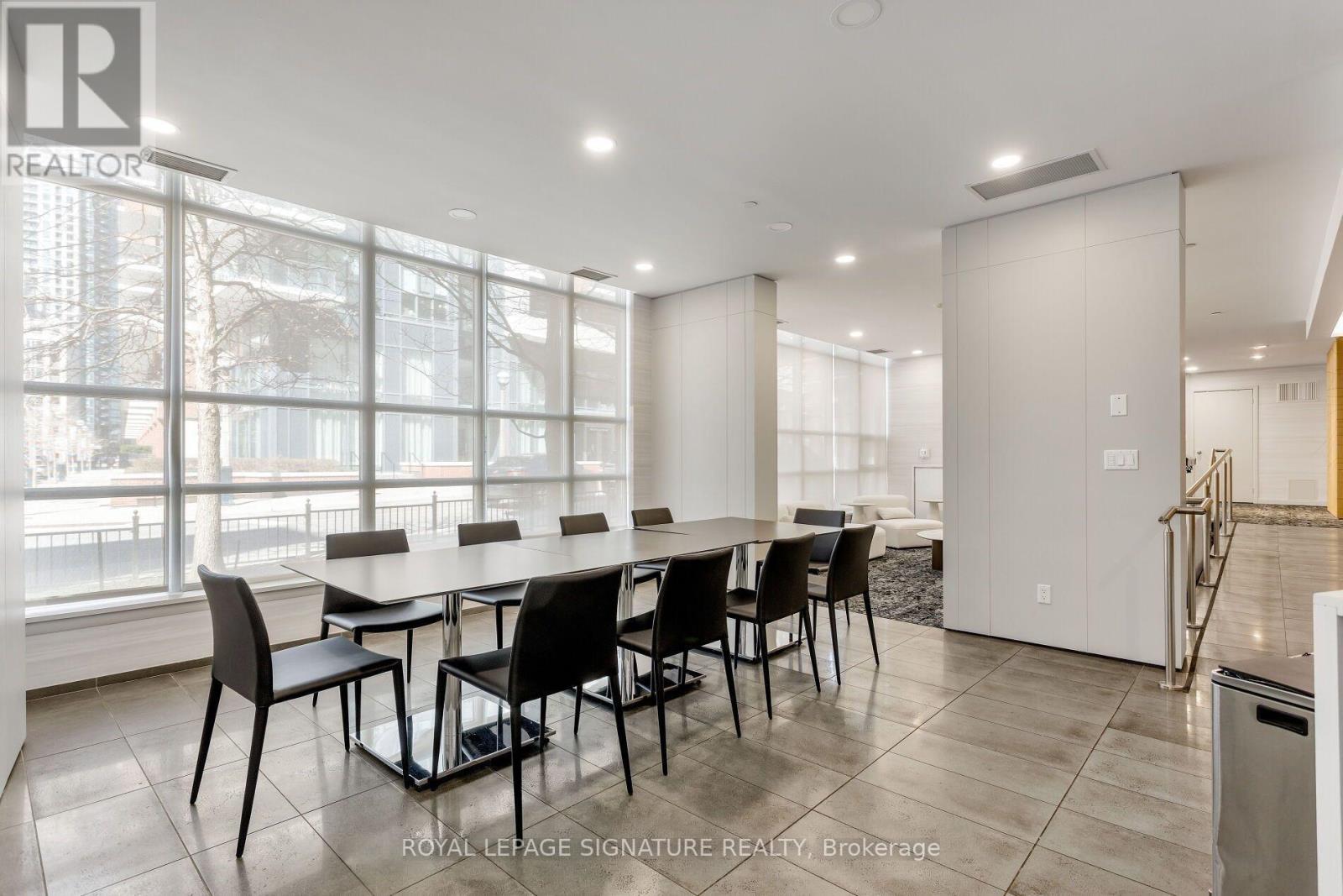 804 - 15 Bruyeres Mews, Toronto, Ontario  M5V 0A7 - Photo 25 - C13809112