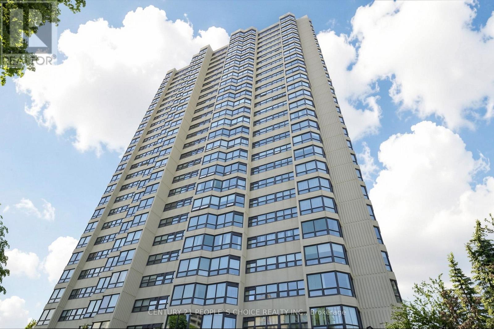 2207 - 8 LISA STREET, Brampton, Ontario