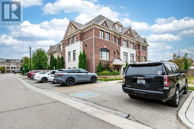 2034 Queensborough Gate, Mississauga, Ontario  L5M 0X9 - Photo 50 - W13808124
