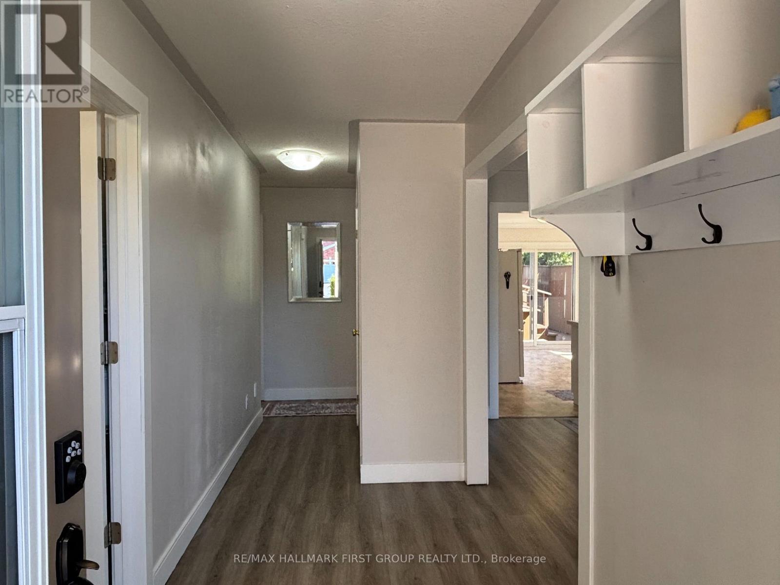 #upper - 640 Pinewood Drive, Peterborough, Ontario  K9K 1L2 - Photo 3 - X13809362