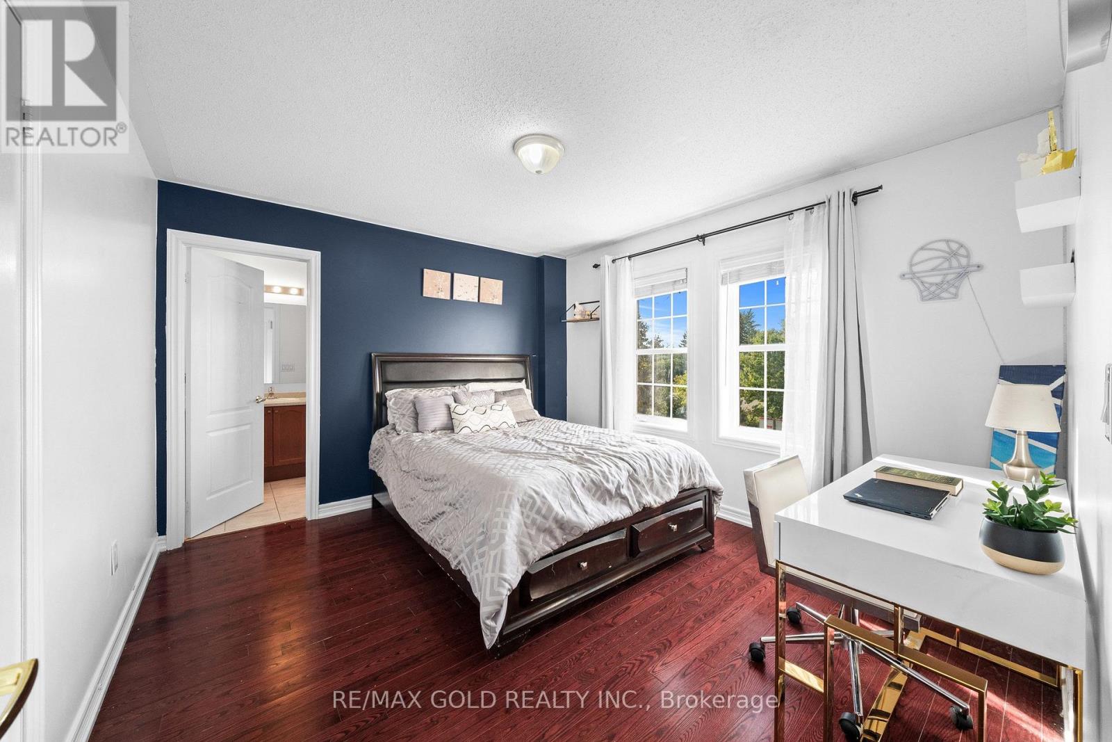 29 Royal Links Circle, Brampton, Ontario  L6P 2Z9 - Photo 16 - W13809574
