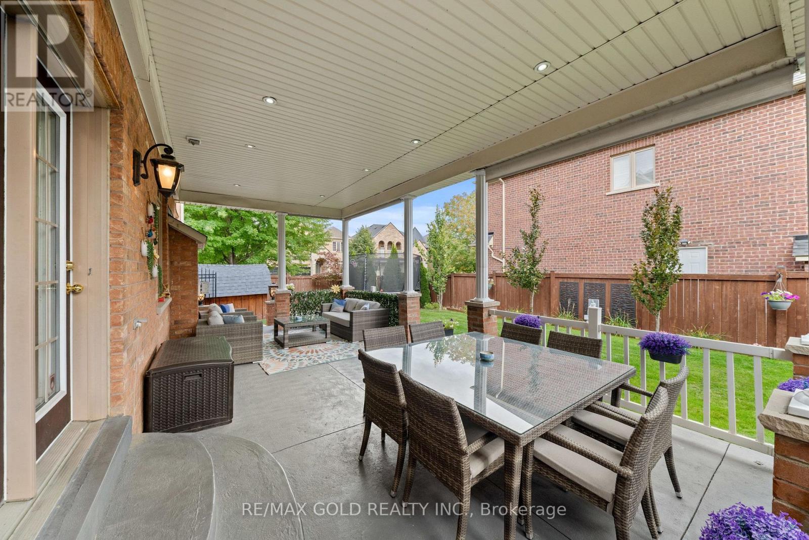 29 Royal Links Circle, Brampton, Ontario  L6P 2Z9 - Photo 26 - W13809574