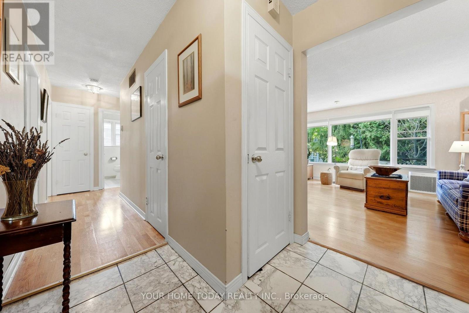57 Edith Street, Halton Hills, Ontario  L7G 3B4 - Photo 5 - W13809592