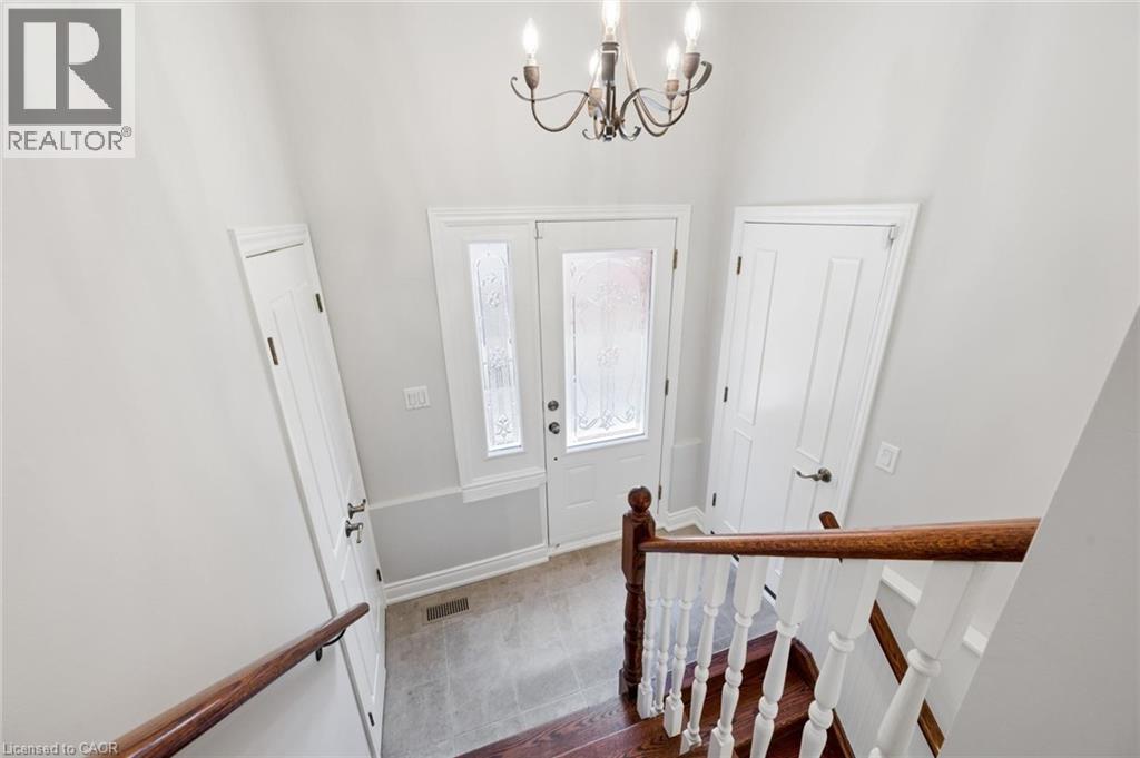 1217 Sugar Maple Court, Mississauga, Ontario L4W 4P6 - Photo 21 - 40865178