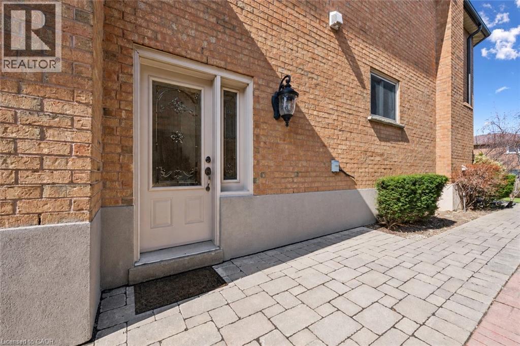 1217 Sugar Maple Court, Mississauga, Ontario L4W 4P6 - Photo 42 - 40865178
