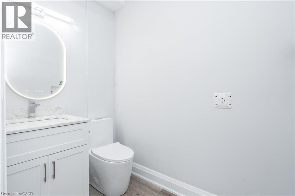 100 Rosethorn Avenue, Toronto, Ontario  M6N 3L1 - Photo 13 - 40865135