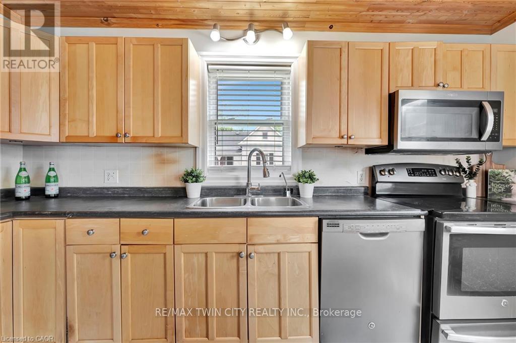123 Blandford Street, East Zorra-Tavistock, Ontario  N0J 1M0 - Photo 15 - X13809576