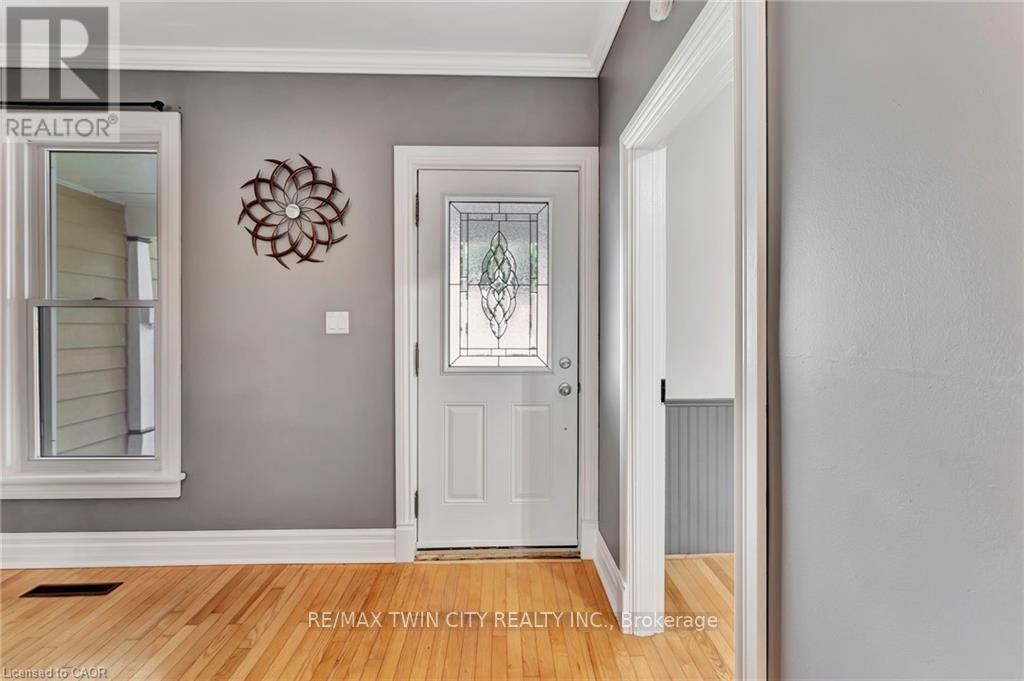 123 Blandford Street, East Zorra-Tavistock, Ontario  N0J 1M0 - Photo 5 - X13809576