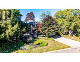 6 COTTONWOOD COURT, Hamilton, Ontario